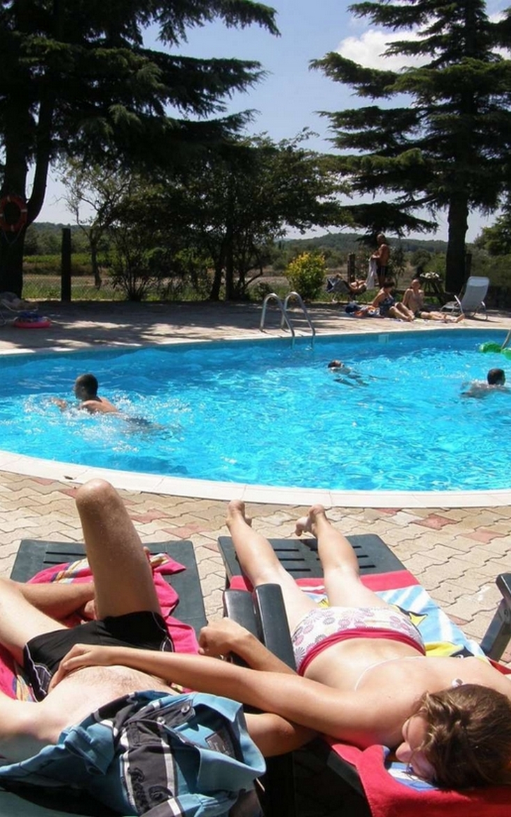 Swimming pool and riverside relaxation in Southern Ardèche
