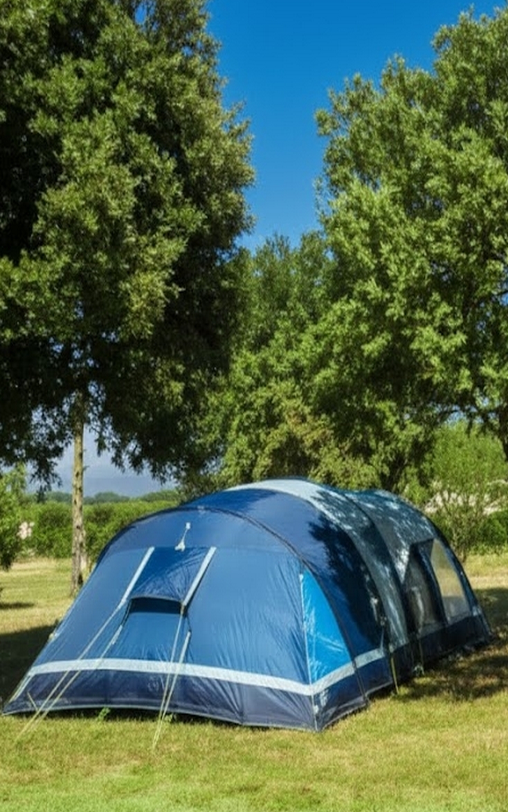 Emplacements ombragés pour tentes, vans et mobil-homes tout confort en Ardèche