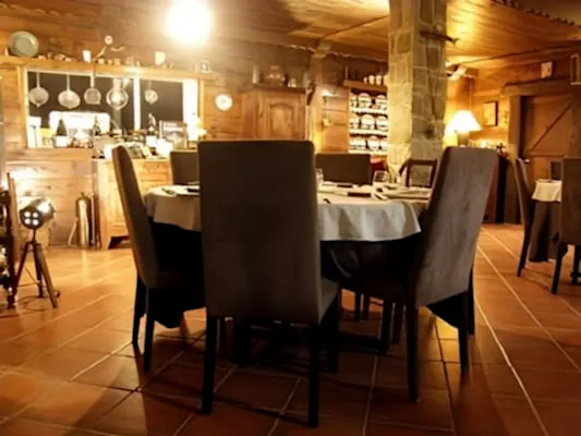 Air-conditioned dining room