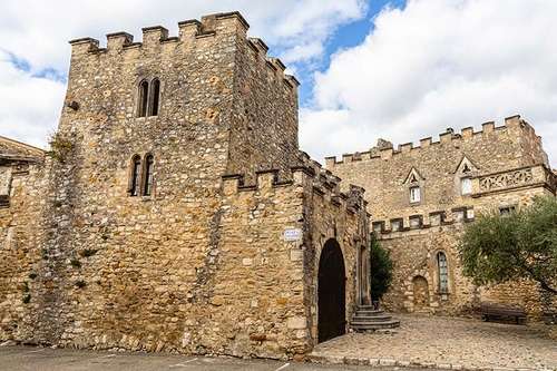 Château d'Aiguèze - 10,5 KM