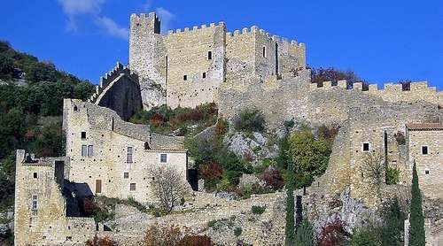 Château de Saint-Montan - 15,6 KM